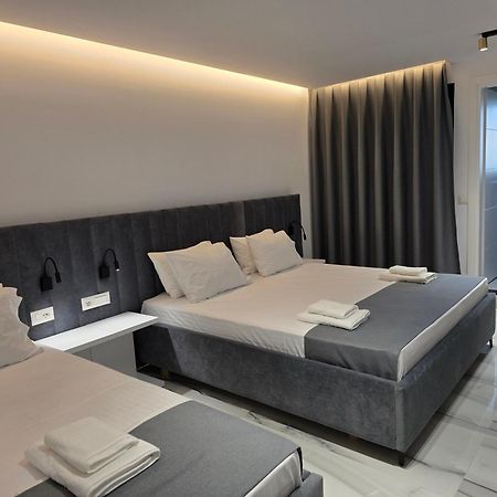 Wait 'N Sea Hotel Himarë Eksteriør billede