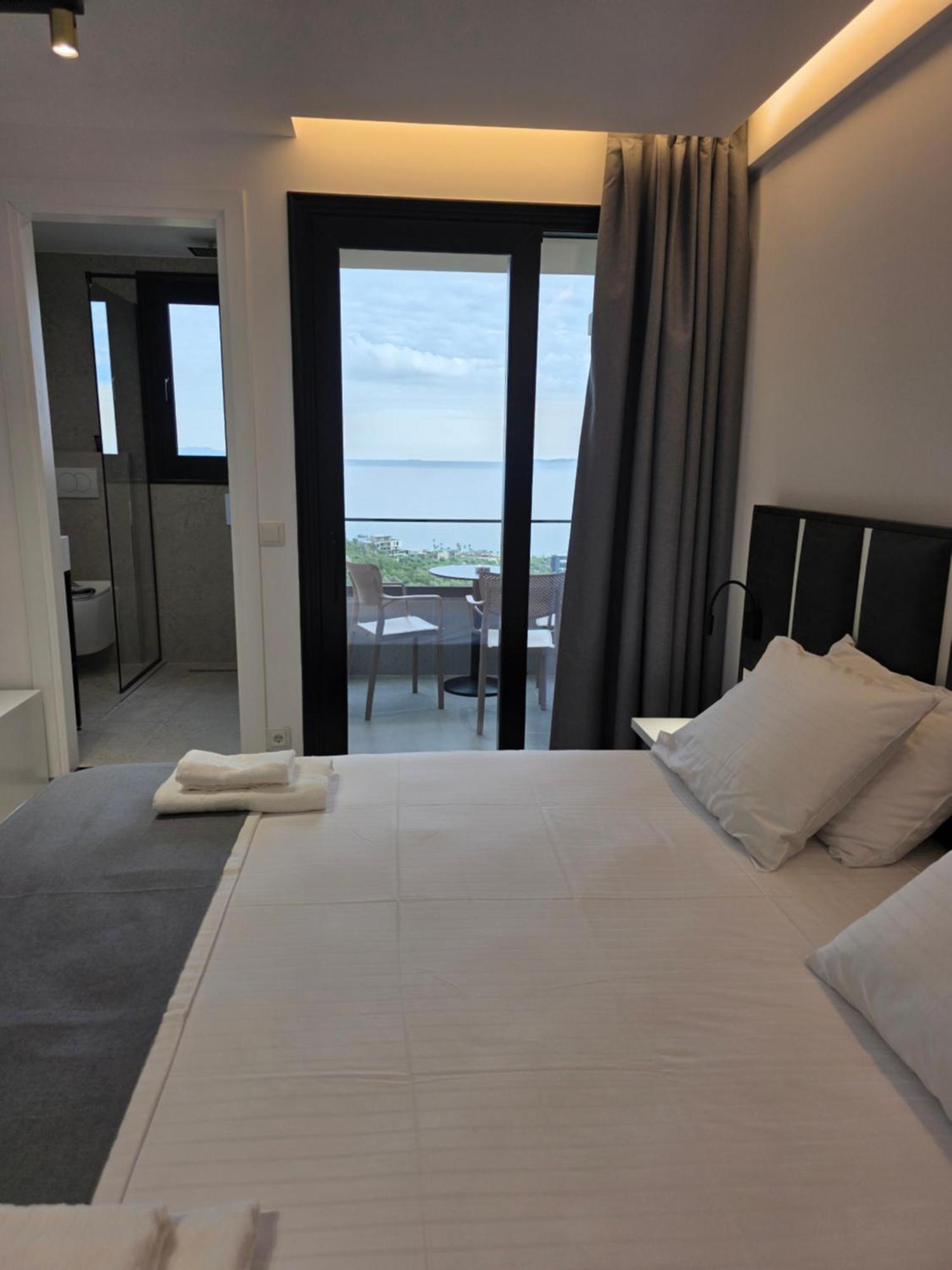 Wait 'N Sea Hotel Himarë Eksteriør billede
