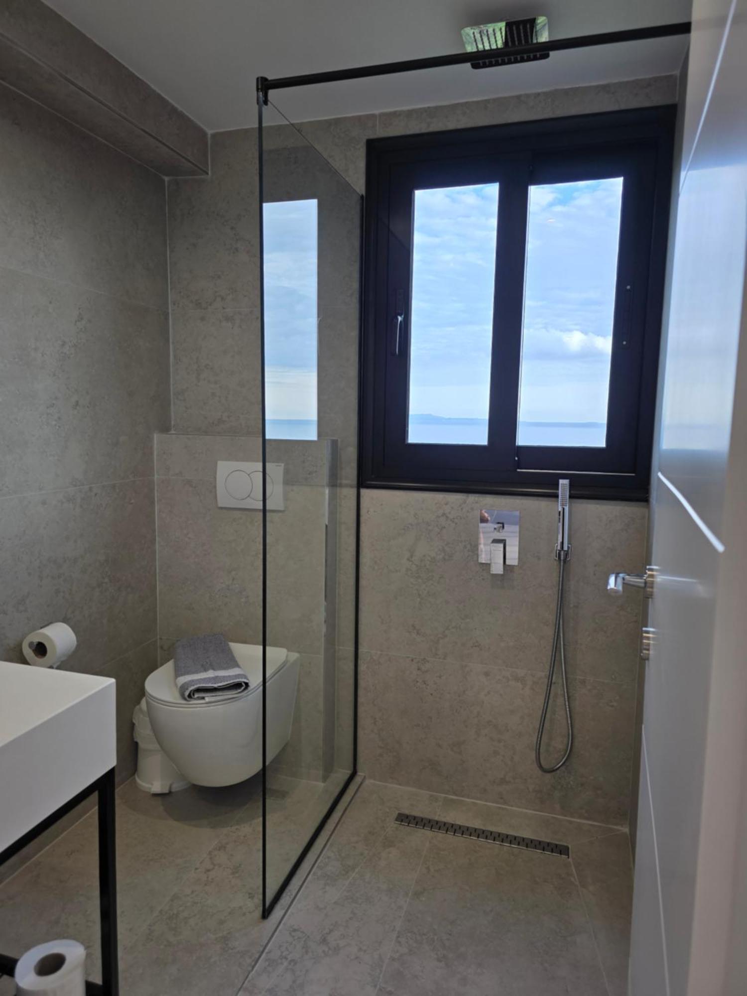 Wait 'N Sea Hotel Himarë Eksteriør billede